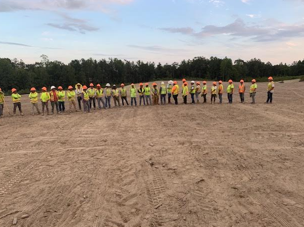 HGS Contracting crew on the Maple Leaf Substation project